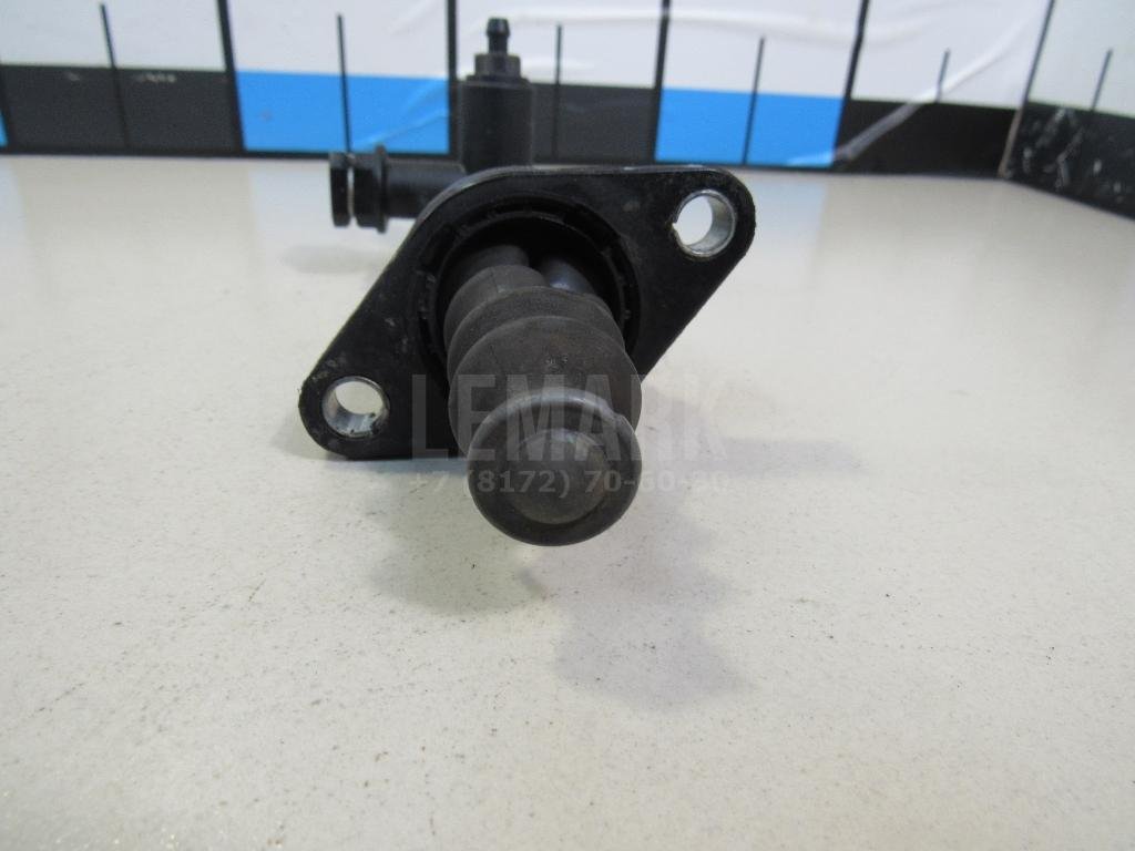 Цилиндр сцепления рабочий