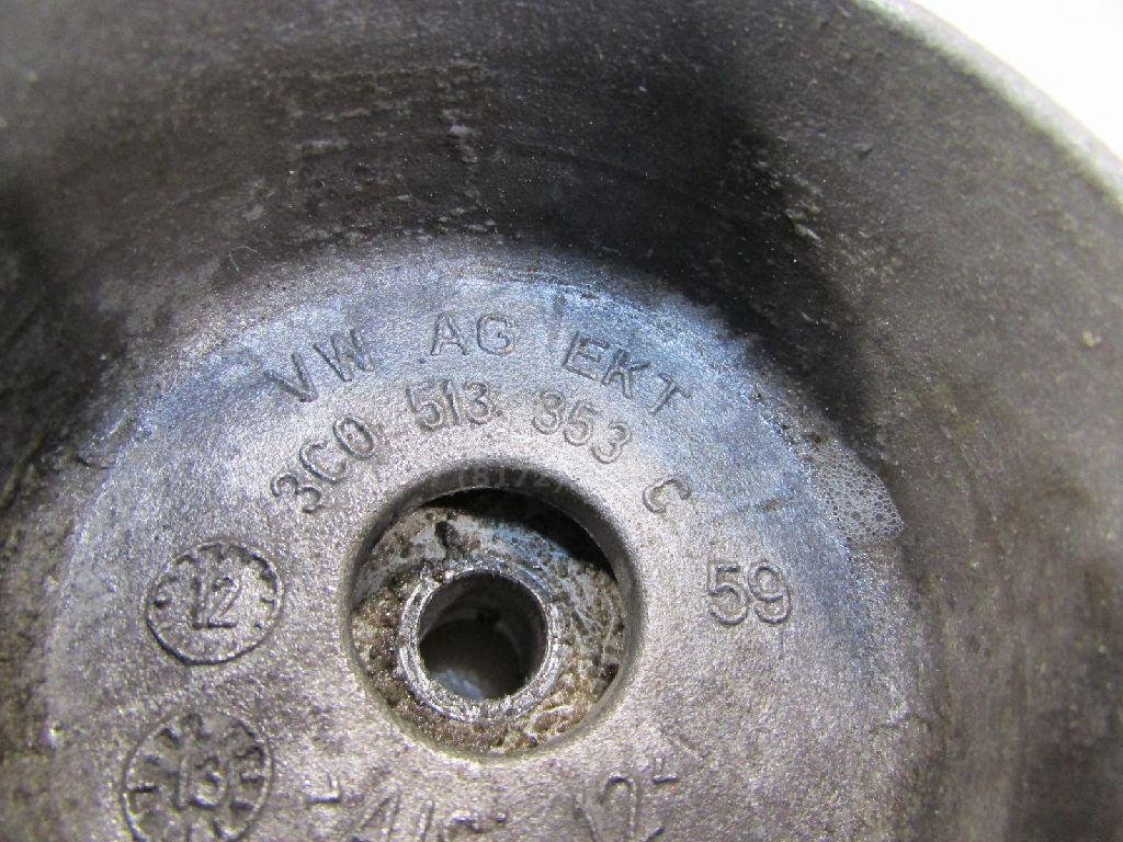 Опора заднего амортизатора