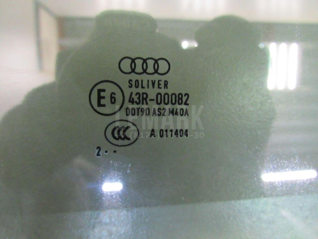 Стекло двери передней правой