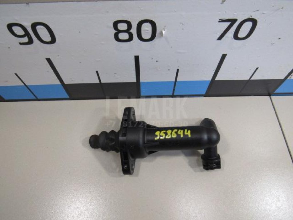 Цилиндр сцепления рабочий