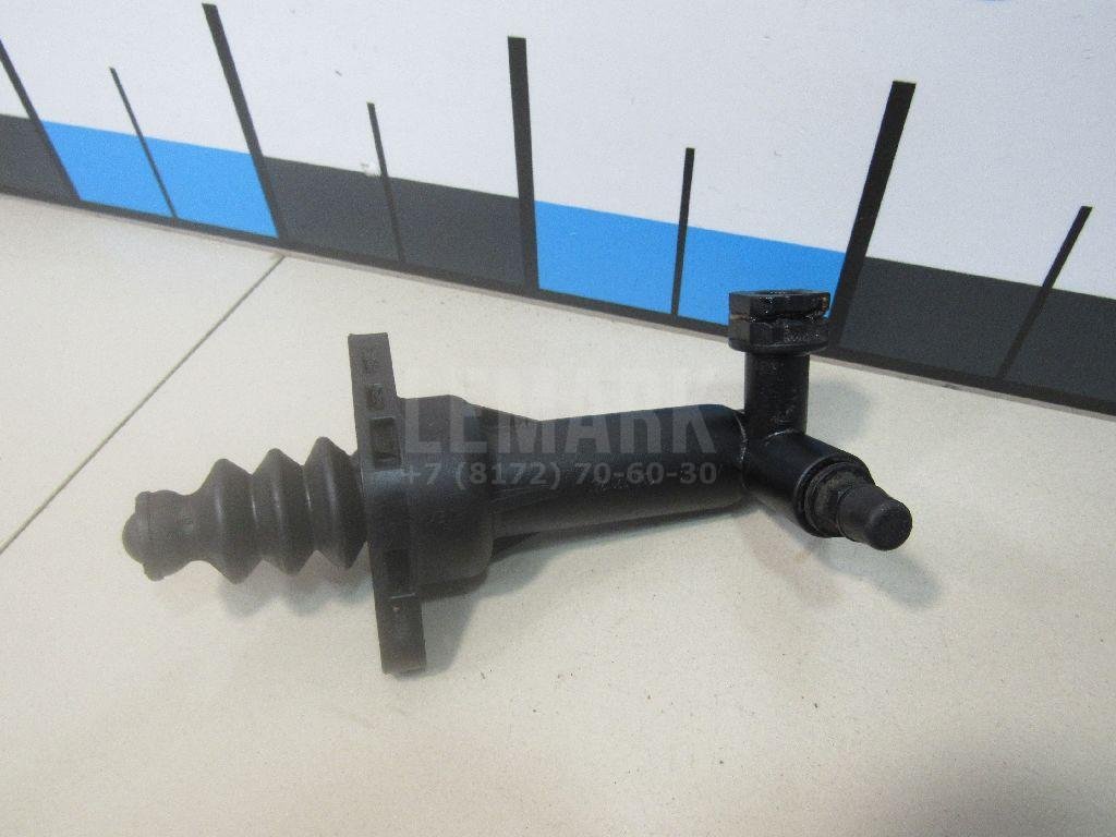 Цилиндр сцепления рабочий