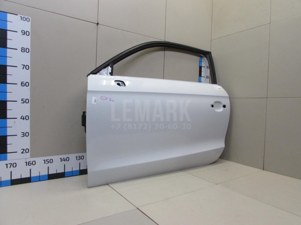 Дверь передняя левая