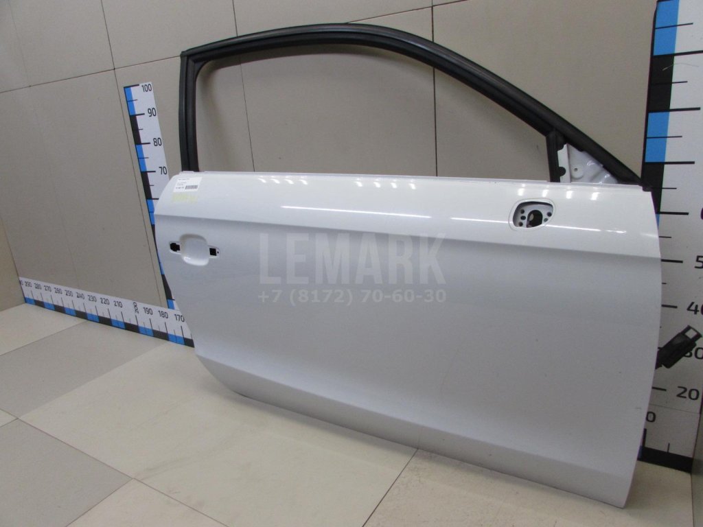 Дверь передняя правая