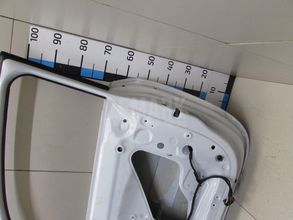 Дверь передняя правая