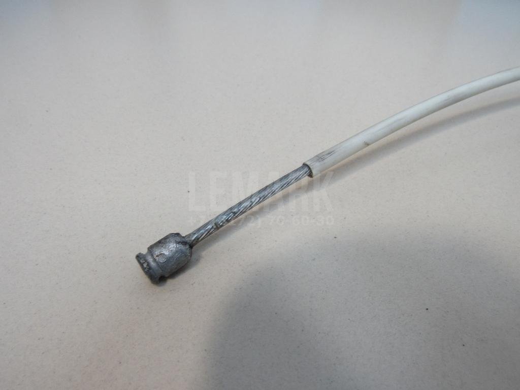 Трос стояночного тормоза