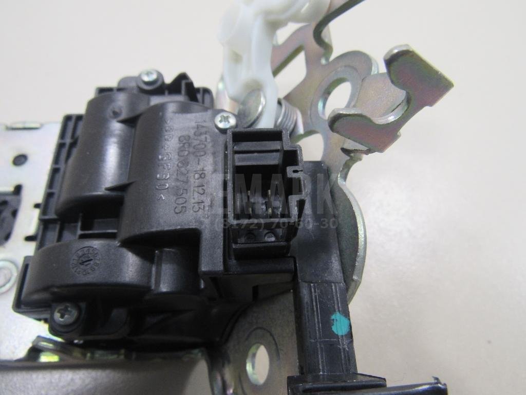 Замок багажника