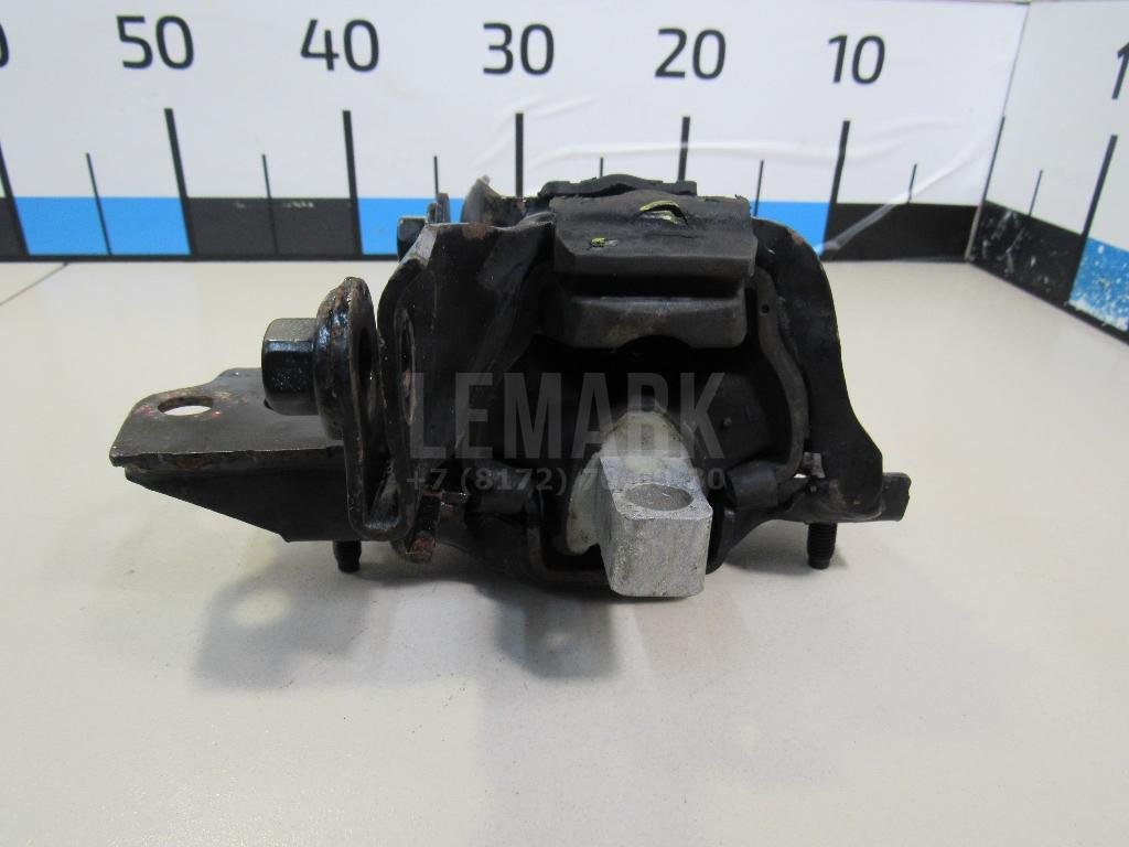 Опора КПП левая