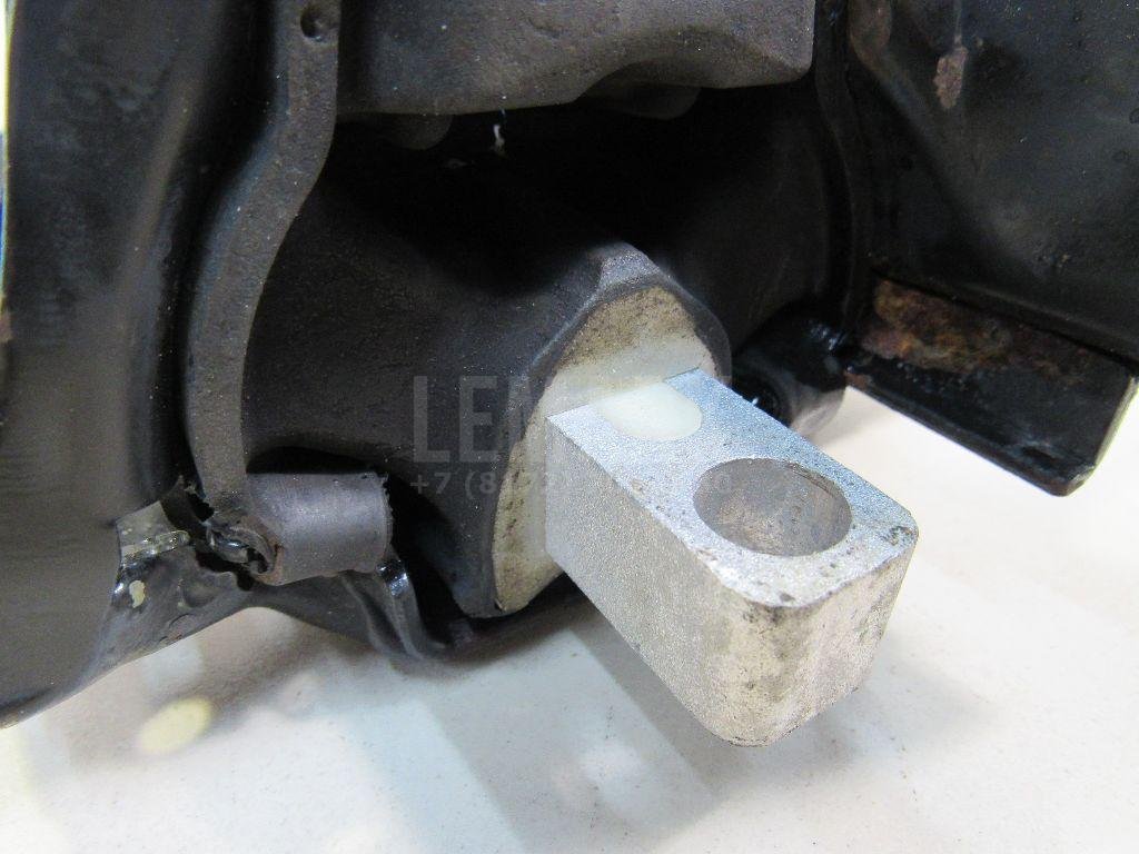 Опора КПП левая