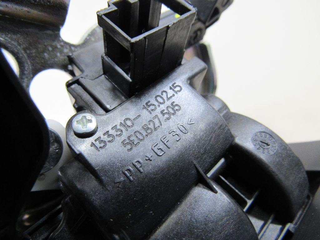 Замок багажника