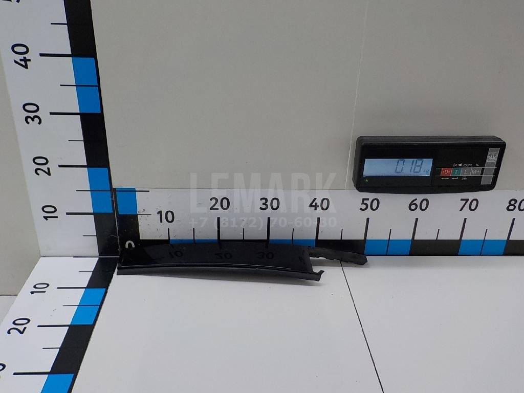 Накладка двери задней левой