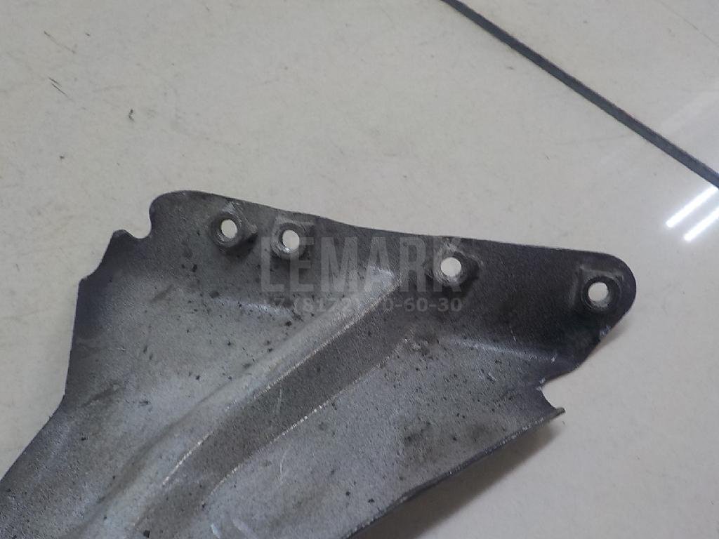 Кронштейн крепления крыла