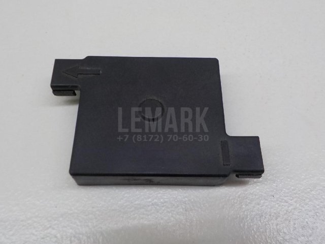 Кожух замка капота