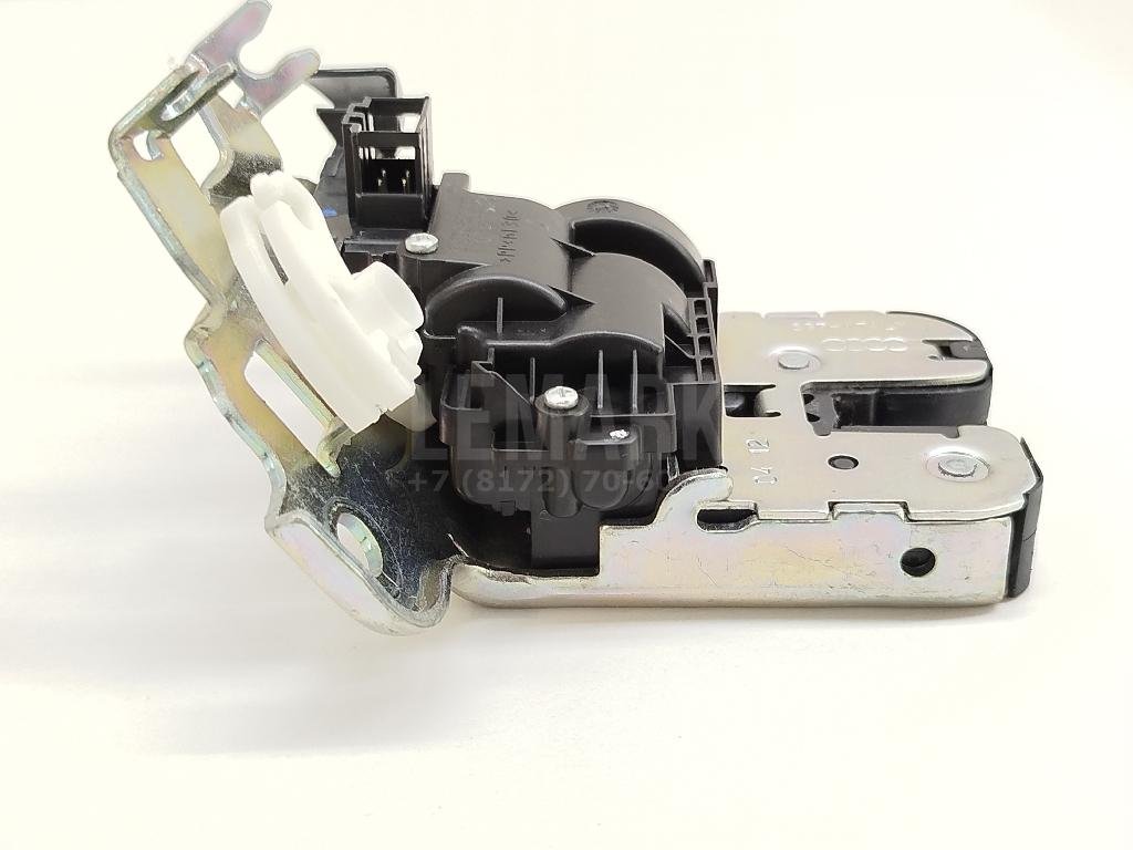 Замок багажника