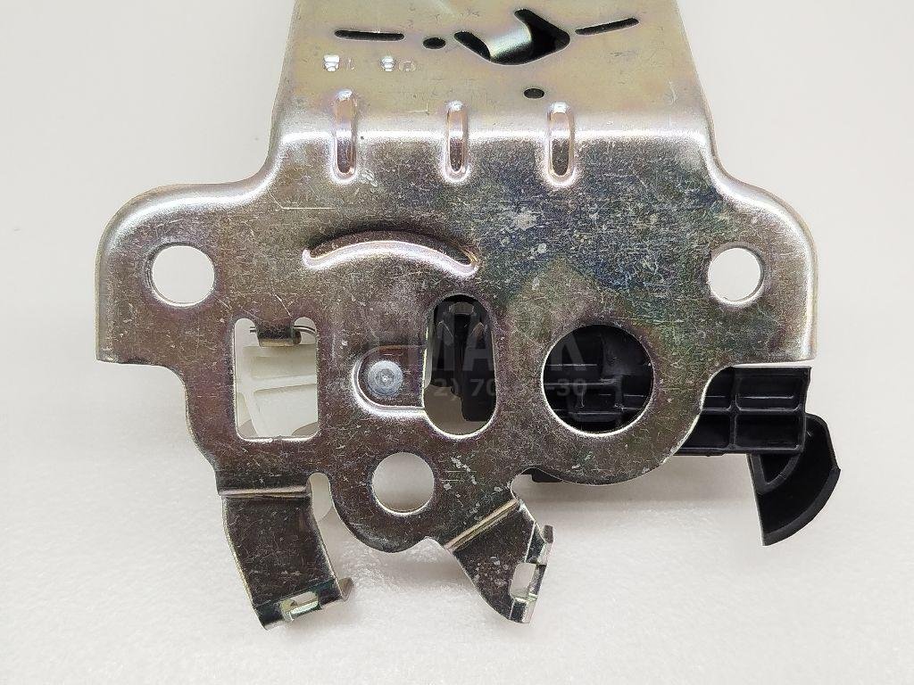 Замок багажника