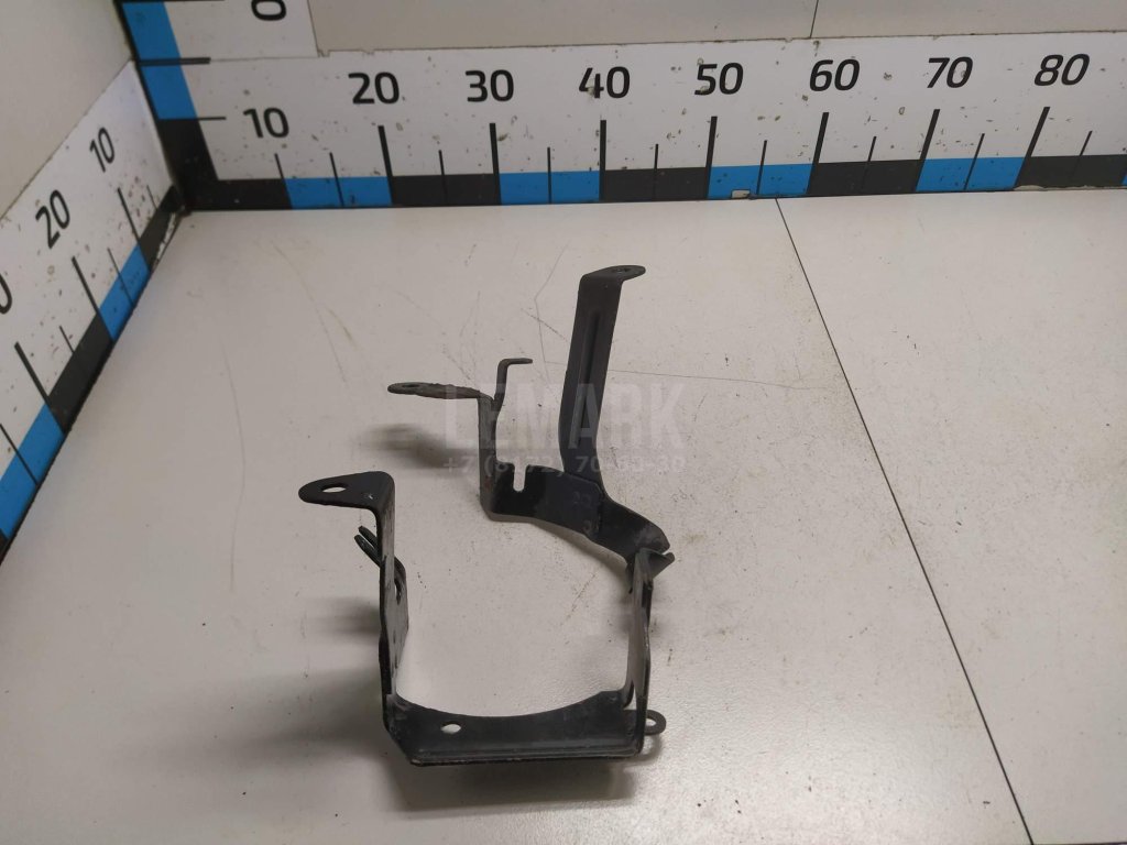 Кронштейн гидроусилителя
