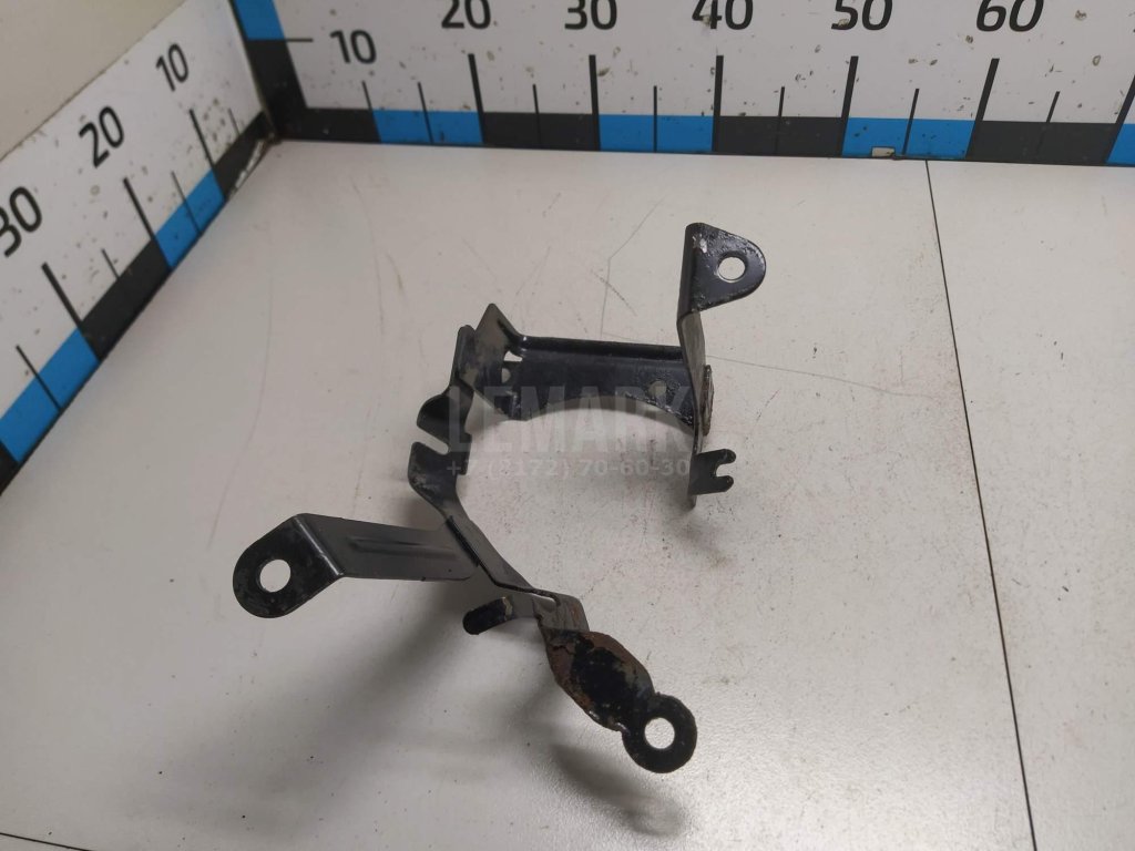 Кронштейн гидроусилителя