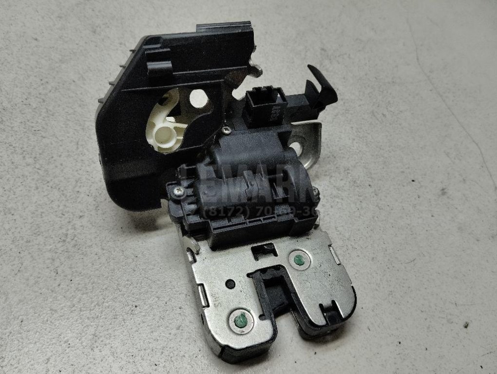 Замок багажника