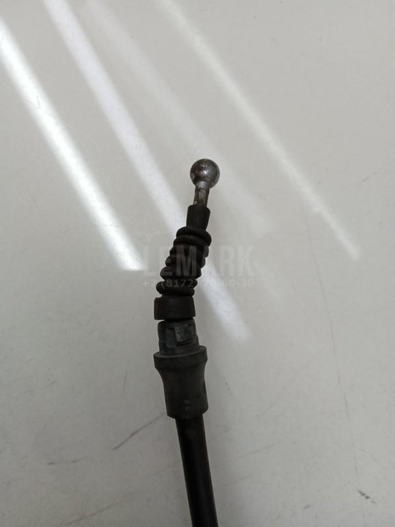 Трос стояночного тормоза