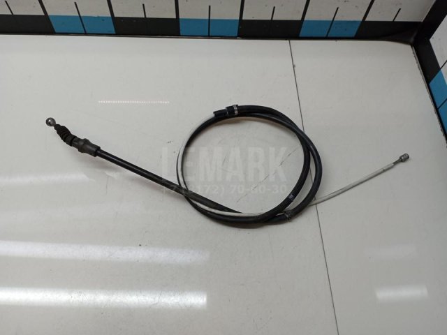 Трос стояночного тормоза