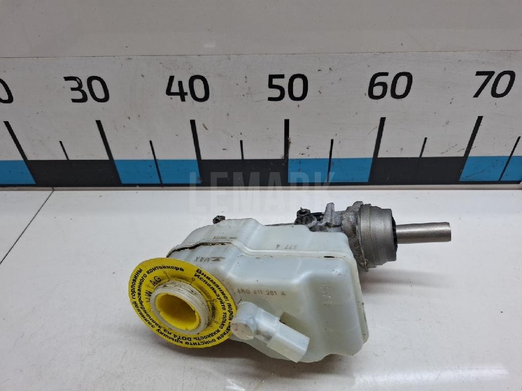 Цилиндр тормозной главный