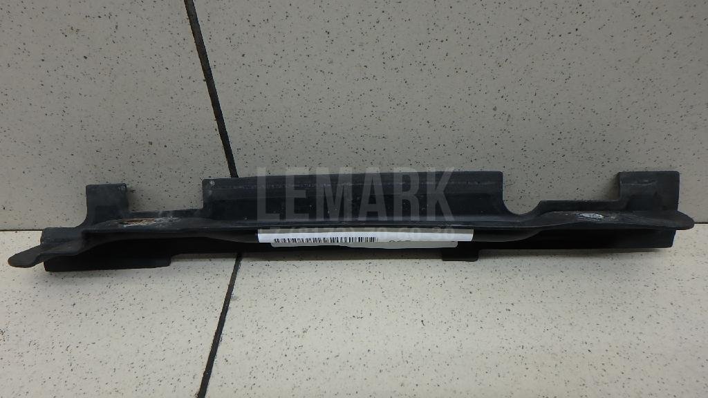 Воздуховод радиатора правый