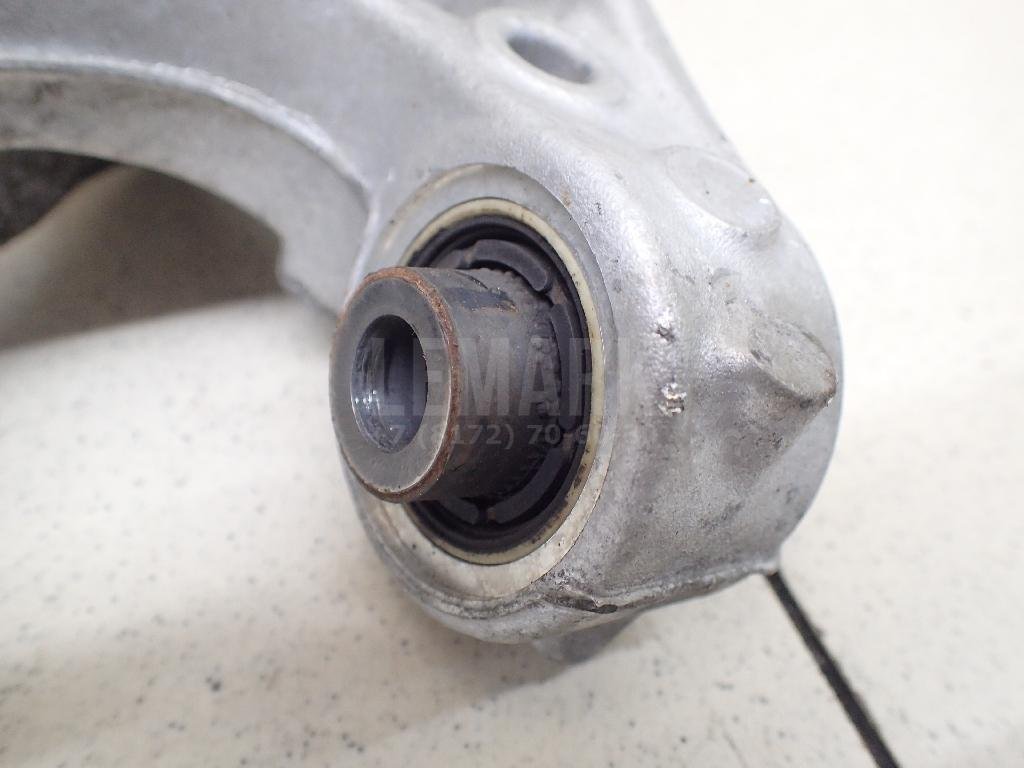 Кулак поворотный задний правый