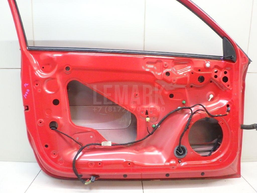 Дверь передняя левая