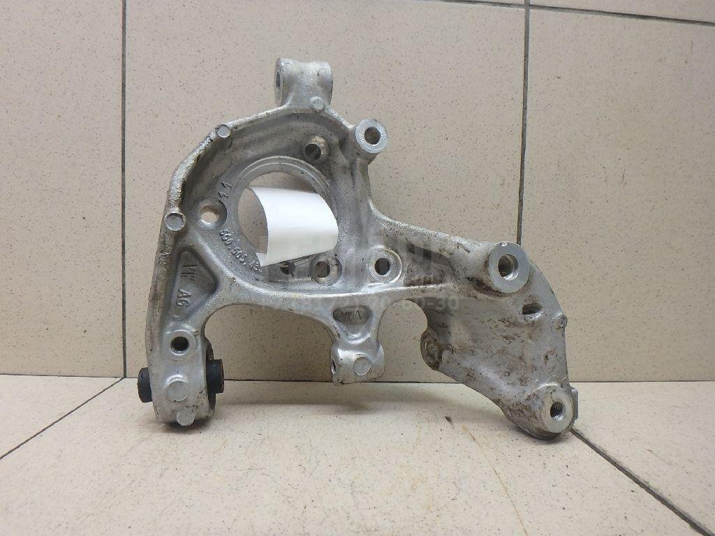 Кулак поворотный задний левый