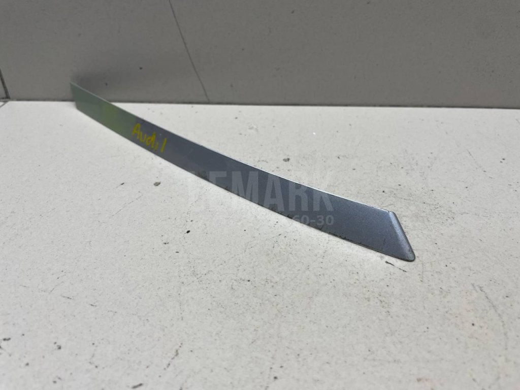 Молдинг заднего крыла левого