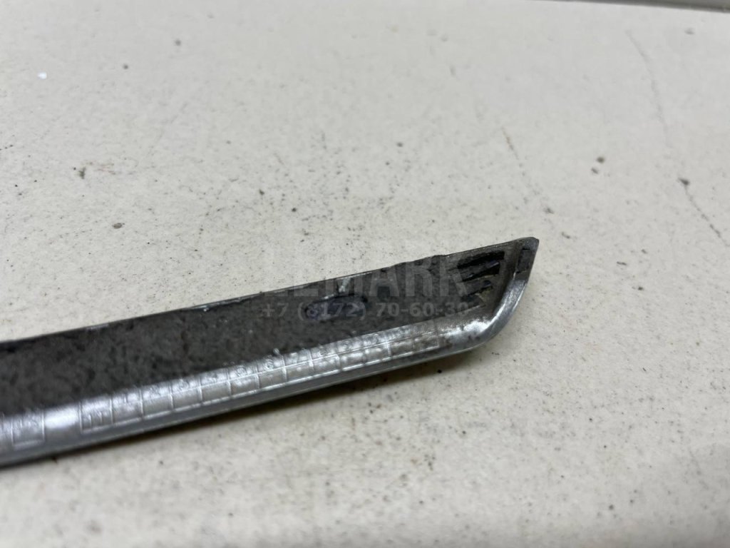 Молдинг заднего крыла левого