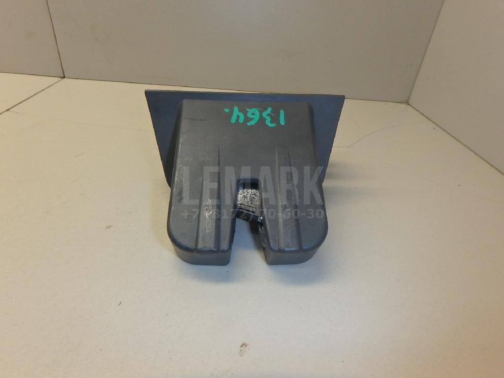 Замок багажника