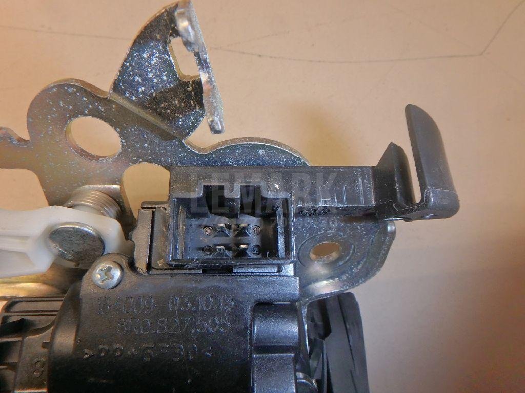 Замок багажника