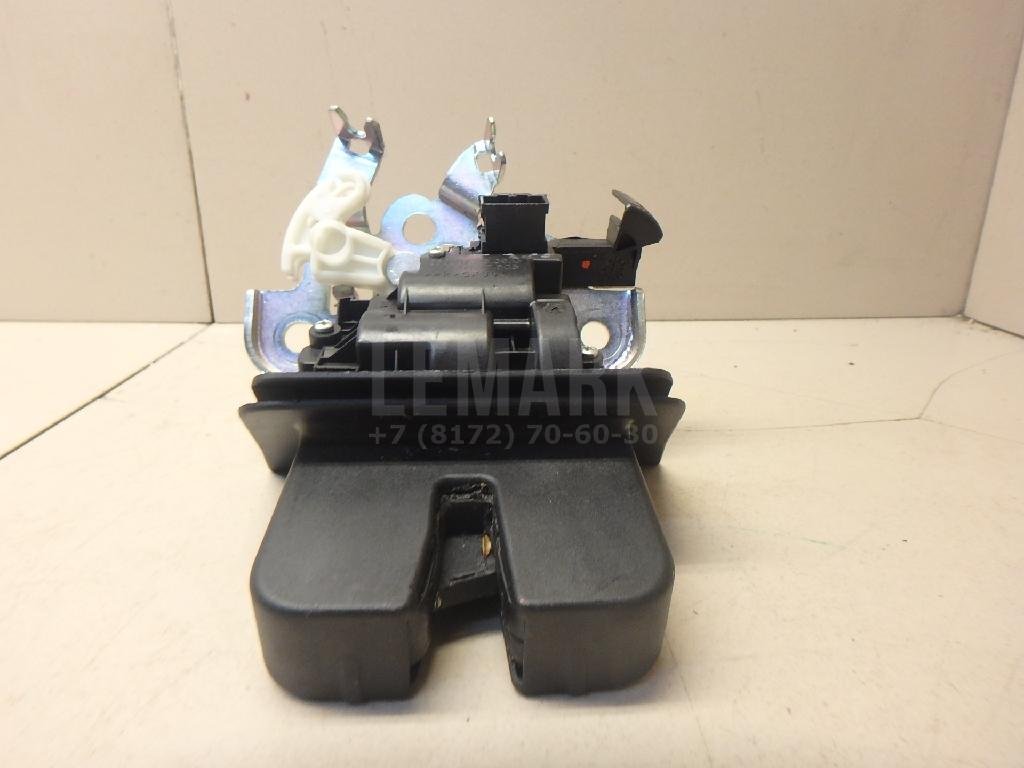 Замок багажника