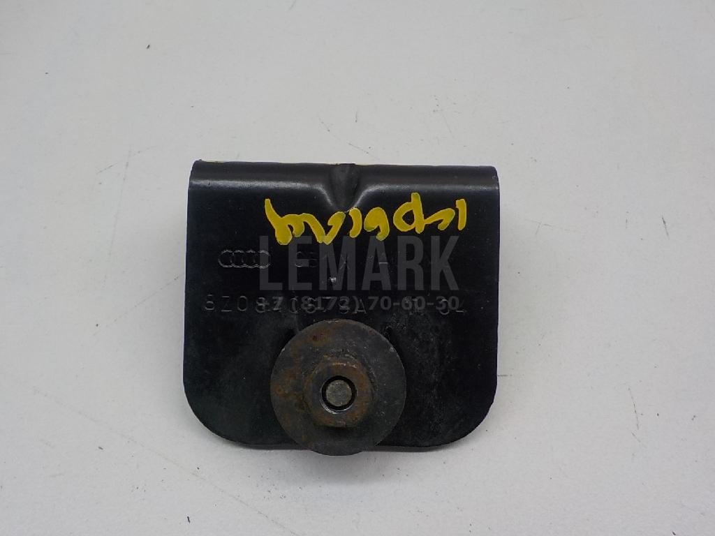 Кронштейн крепления крыла