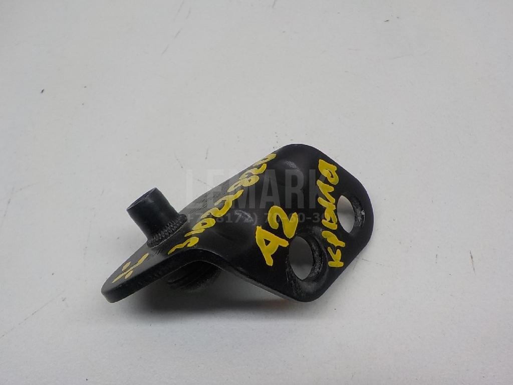 Кронштейн крепления крыла