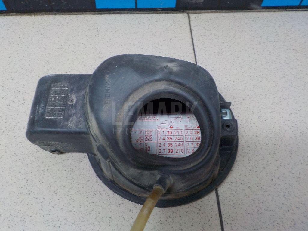 Лючок бензобака