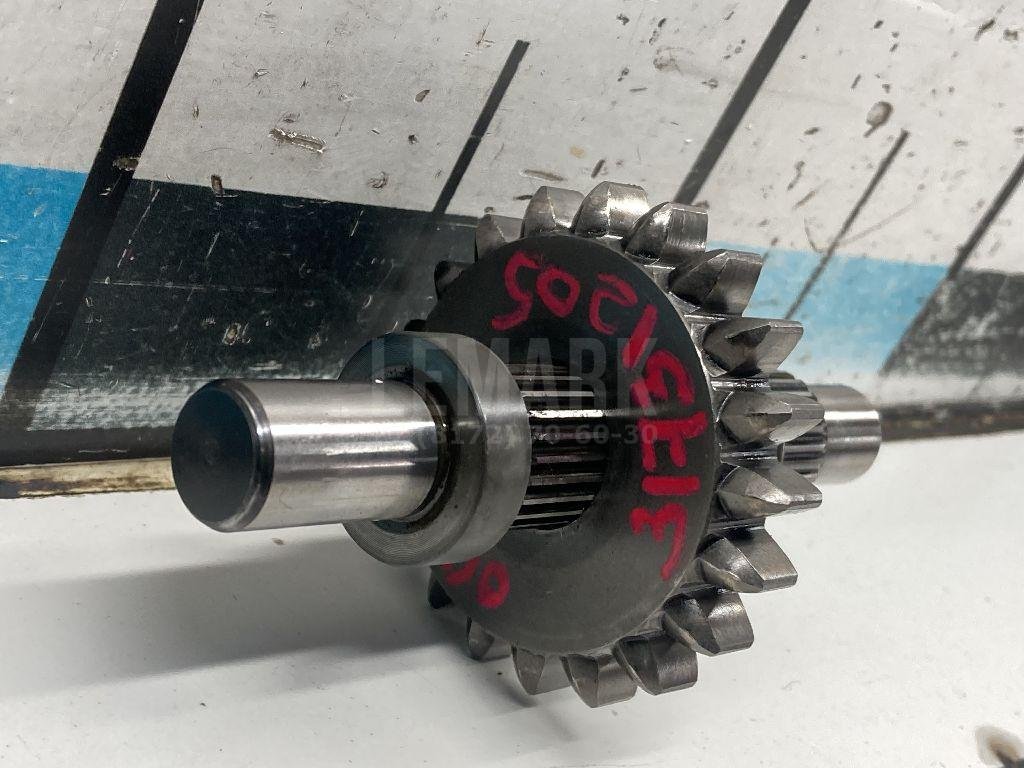 Шестерня задней передачи