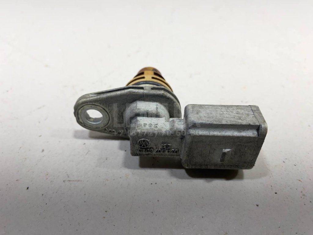 Датчик положения распредвала