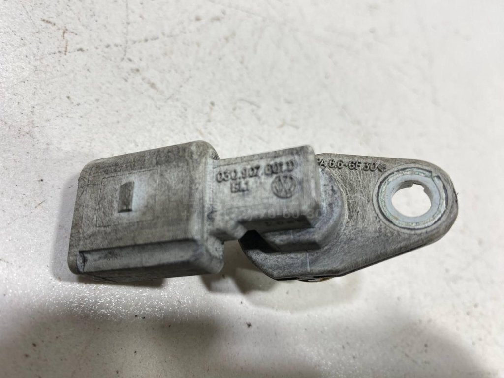 Датчик положения распредвала