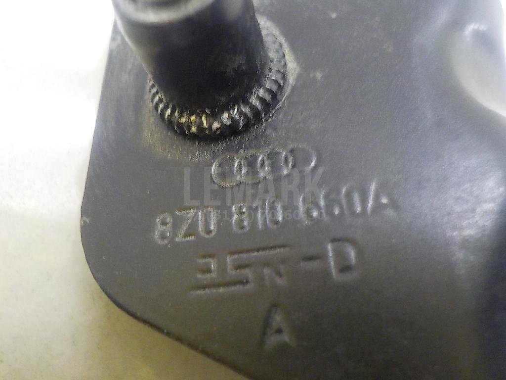 Кронштейн крепления крыла