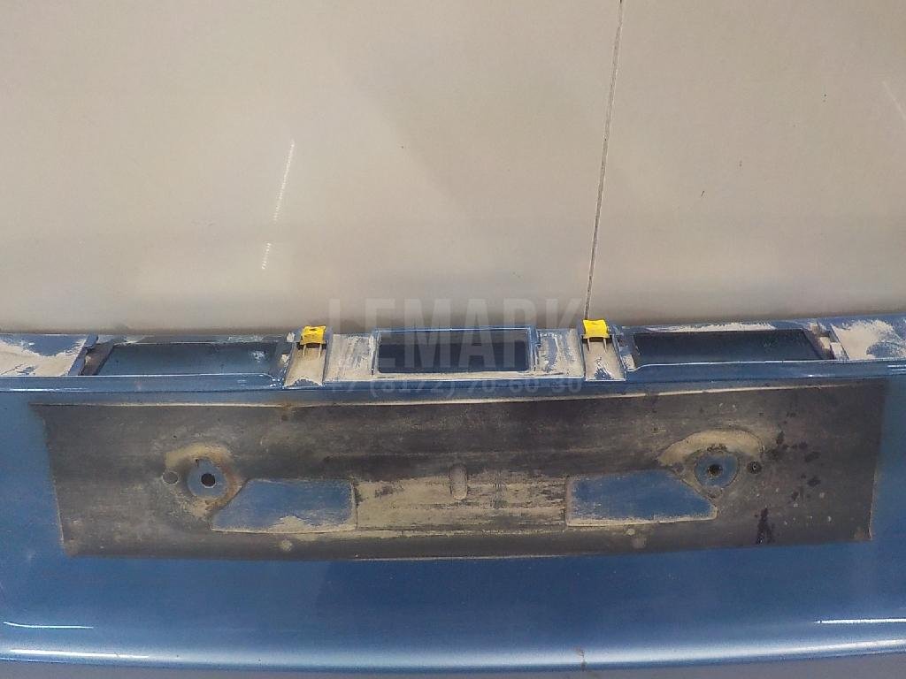 Накладка двери багажника