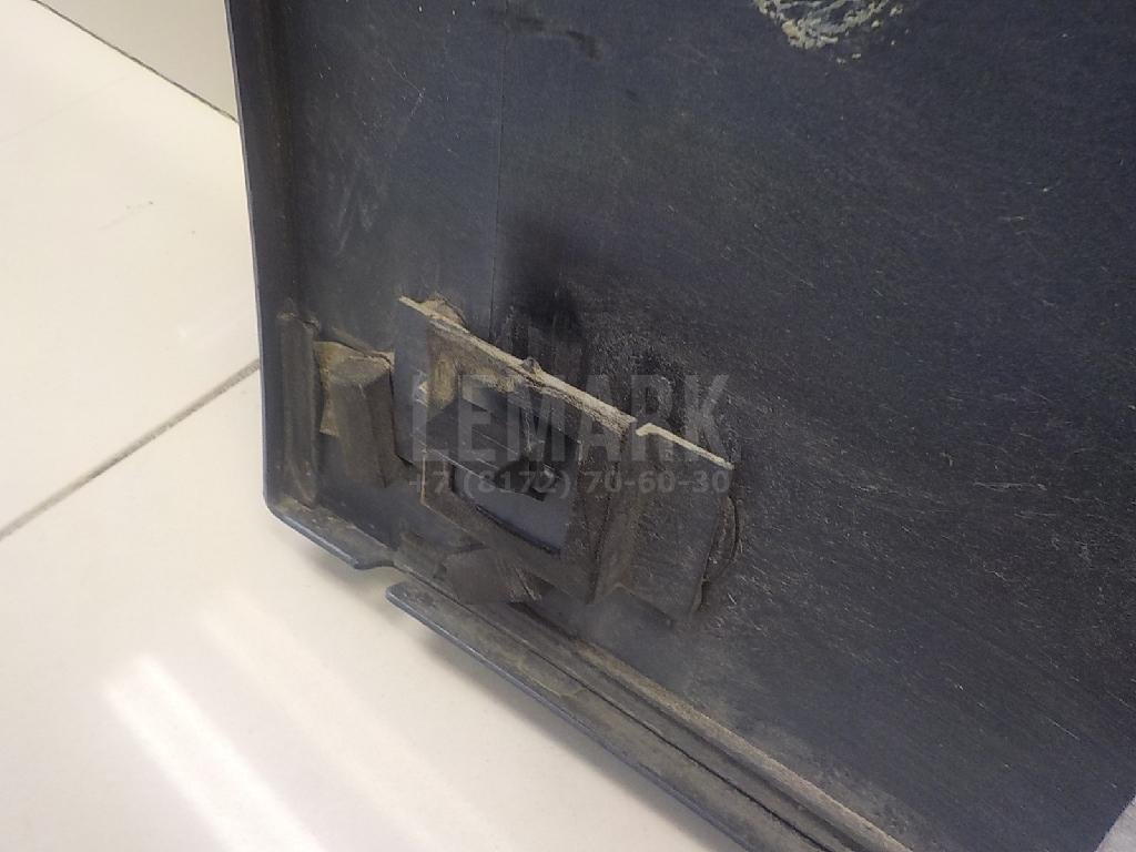 Накладка двери багажника