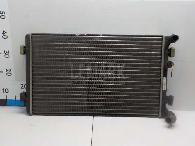 Радиатор основной