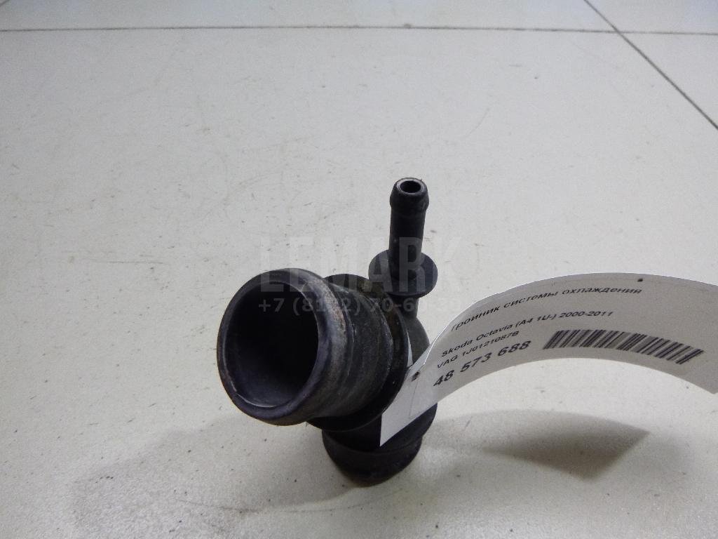 Тройник системы охлаждения