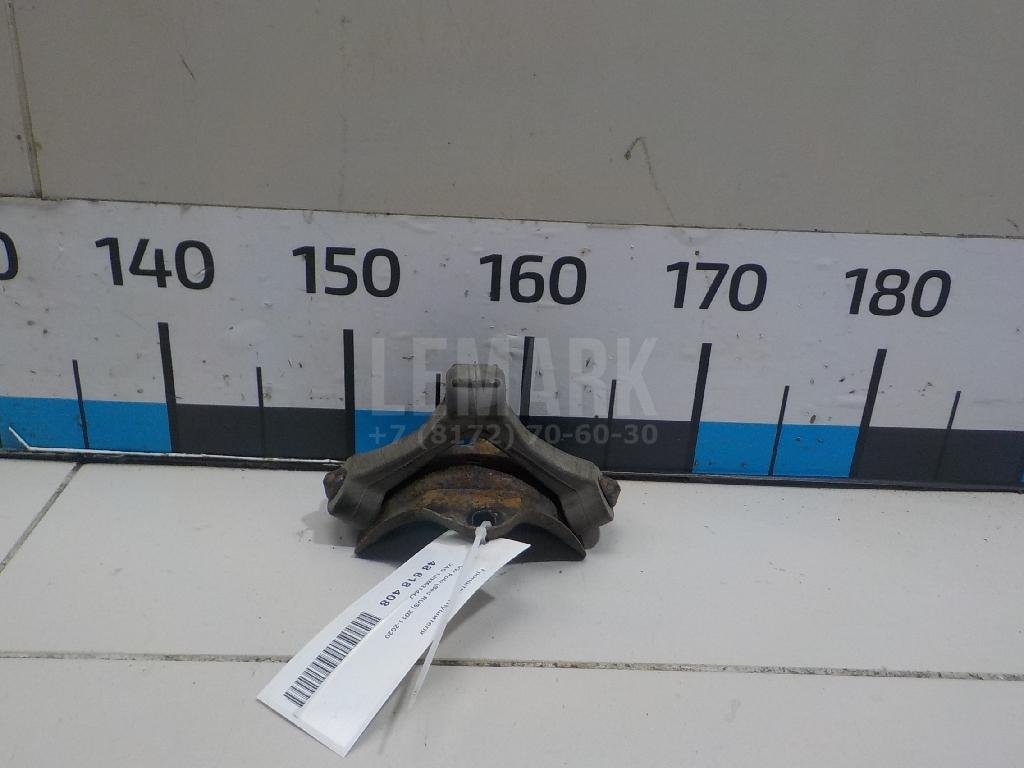 Кронштейн глушителя