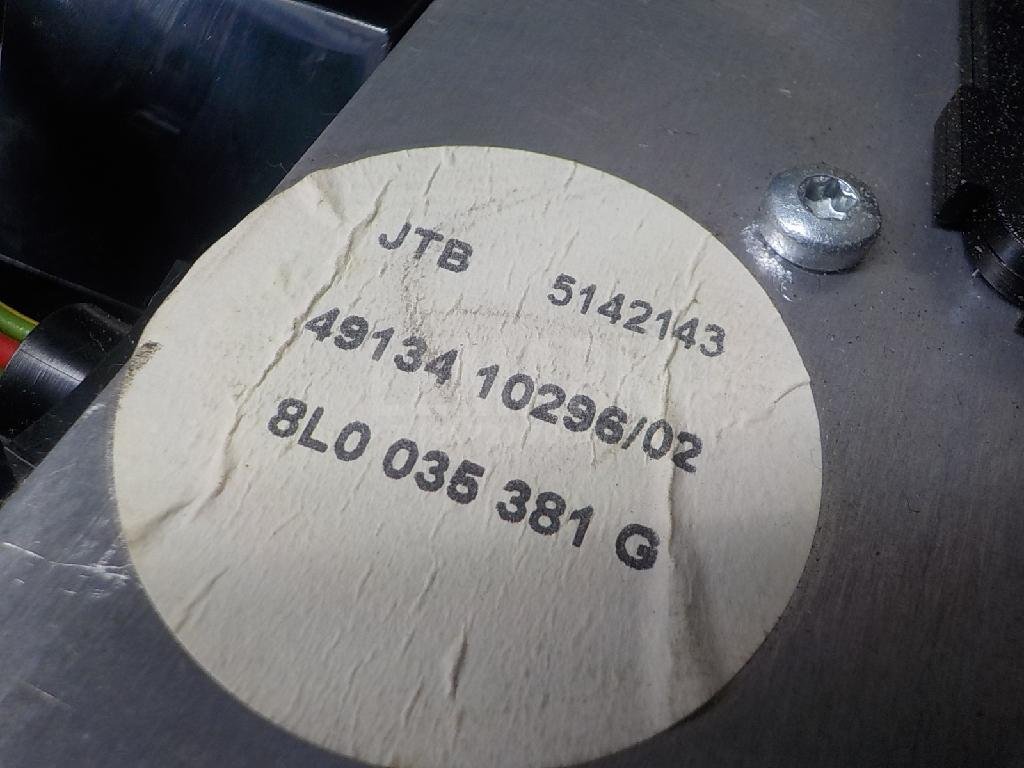 Сабвуфер для  Audi A3 [8P1] 2003-2013