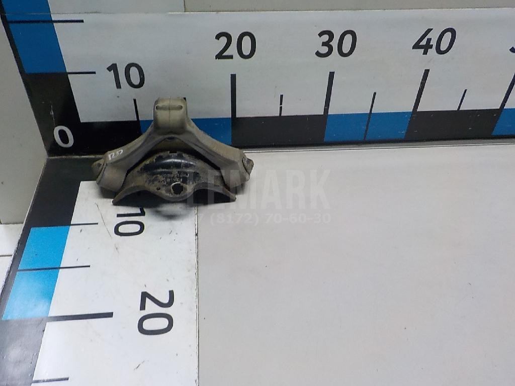 Кронштейн глушителя