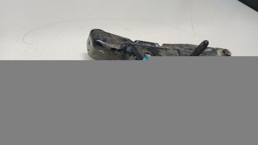 Кронштейн крепления крыла