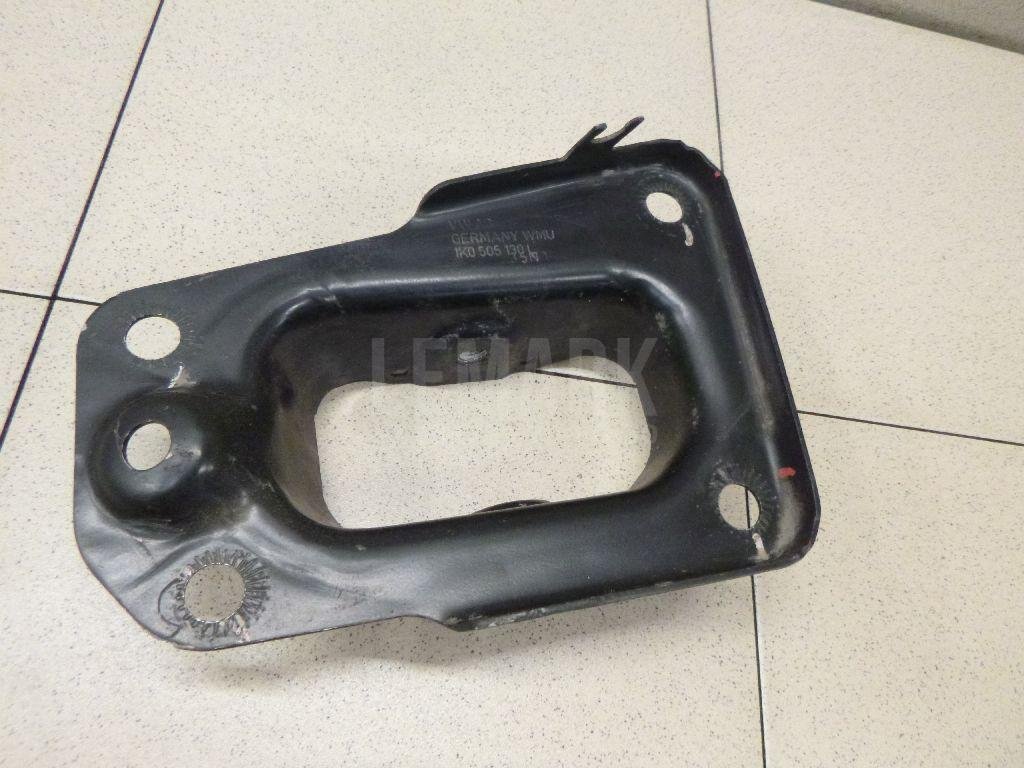 Кронштейн (п.з.к.)