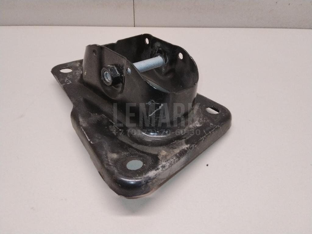 Кронштейн (п.з.к.)